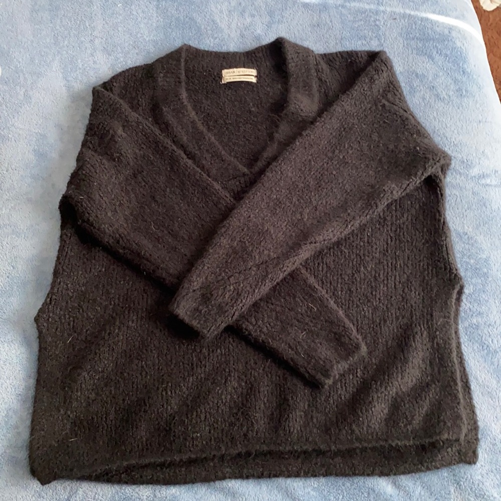 Urban outfitters pull over sweater